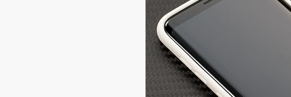Miękko działające przyciski w etui moVear silkyCase na Samsung S8